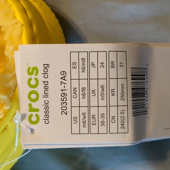 Crocs Lined Classic Clogs, Lemon - Picture 6 of 8